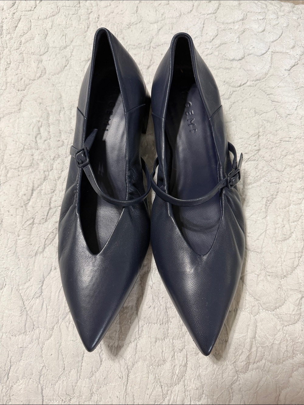 M Gemi Loriana Italian Pointed Mary Jane in Navy Leather